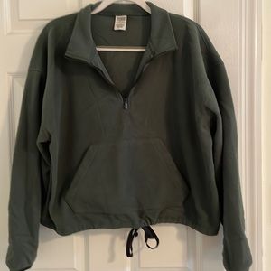 VS Pink cropped sweatshirt